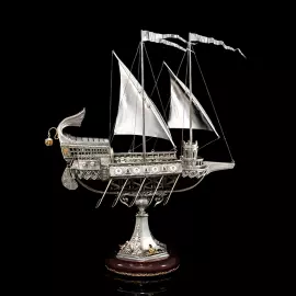 Серебряный корабль "Галера"